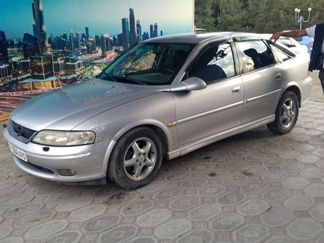 Opel Vectra, 2001 — 照片 3
