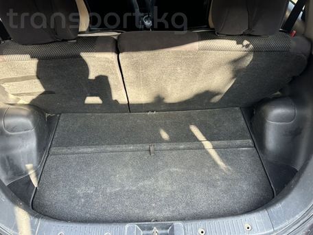 Toyota Ist, 2003 — photo 10