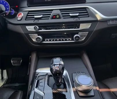 BMW 5 серии, 2019 — 照片 6