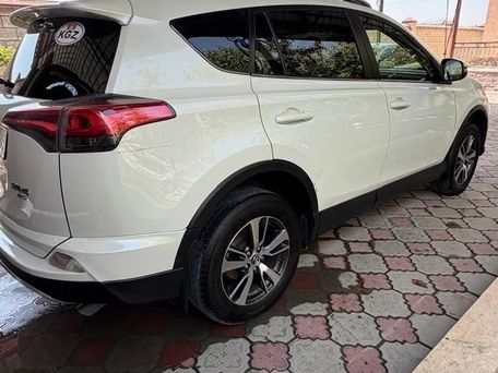 Toyota RAV4, 2015 — фото 8