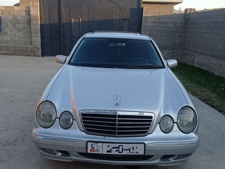 Mercedes-Benz E-Class, 2000 — photo 1