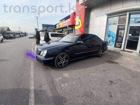 Mercedes-Benz E-Class, 2001 — photo 1