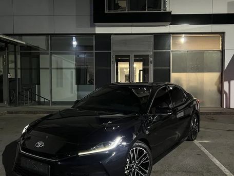 Toyota Camry, 2024 — фото 2