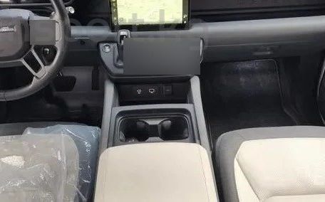 Land Rover Defender, 2019 — фото 10