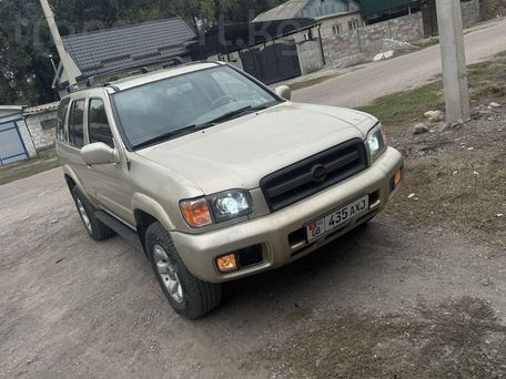 Nissan Pathfinder, 2001 — photo 1