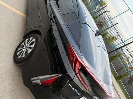 Toyota Prius, 2020 — фото 10