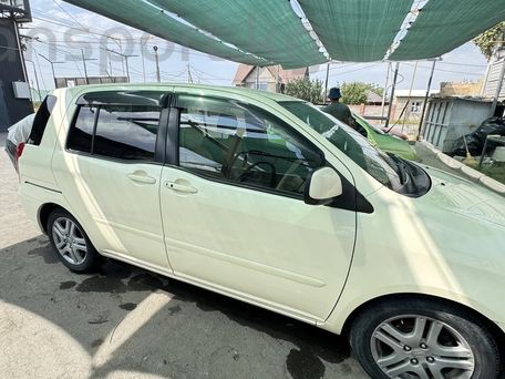 Toyota Raum, 2003 — сүрөт 4
