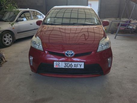 Toyota Prius, 2014 — фото 1
