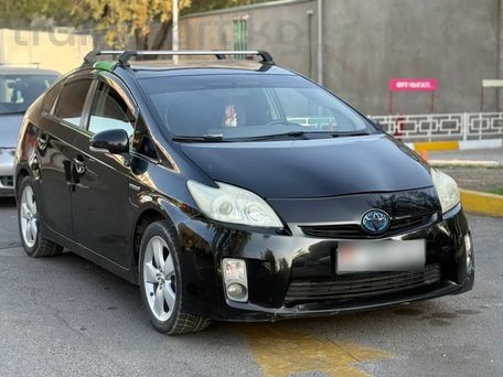 Toyota Prius, 2011 — 照片 1