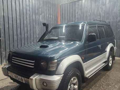 Mitsubishi Pajero, 1994 — photo 8