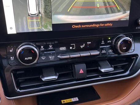 Toyota Highlander, 2023 — photo 8
