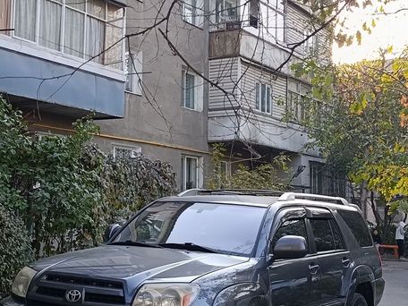 Toyota 4Runner, 2004 — сүрөт 1