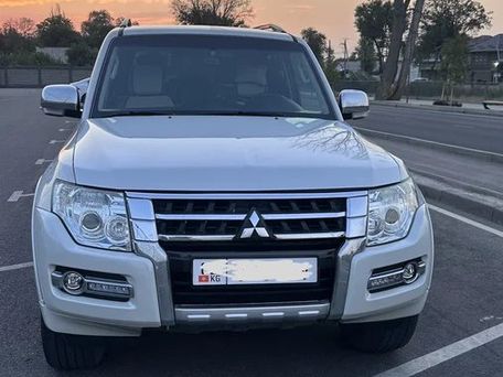 Mitsubishi Pajero, 2017 — фото 2