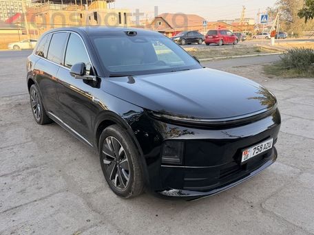 Li Auto (Lixiang) L6, 2025 — 照片 4