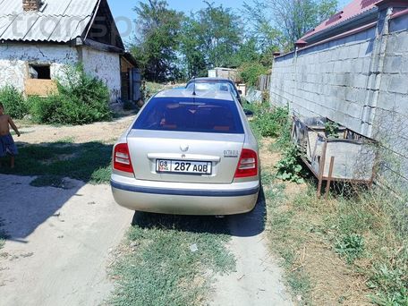 Skoda Octavia, 2005 — 照片 2