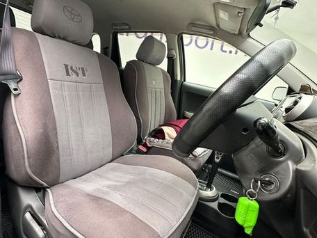 Toyota Ist, 2003 — сүрөт 13