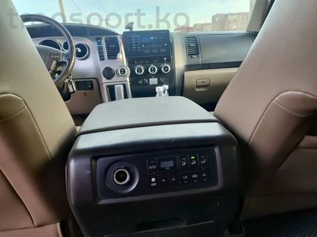 Toyota Sequoia, 2008 — сүрөт 10