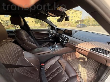 BMW 5 Series, 2020 — photo 8