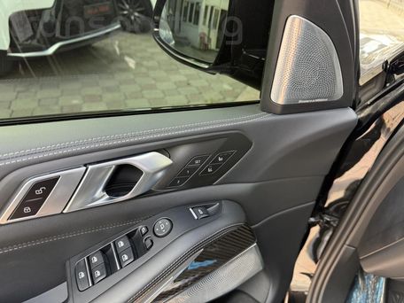 BMW X5, 2024 — photo 9