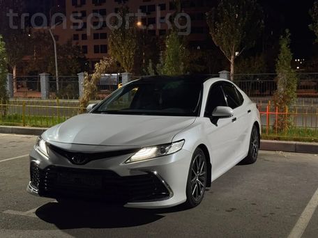Toyota Camry, 2023