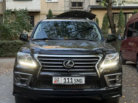 Lexus LX, 2010 — photo 1