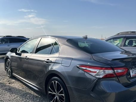 Toyota Camry, 2020 — фото 4