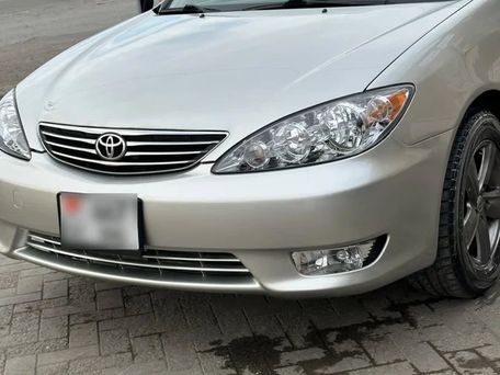 Toyota Camry, 2005