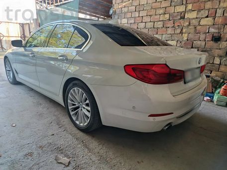 BMW 5 серии, 2018 — 照片 4