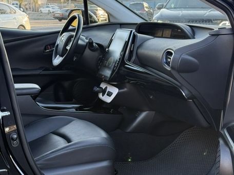 Toyota Prius, 2017 — photo 11