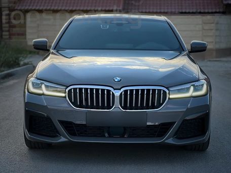 BMW 5 серии, 2016