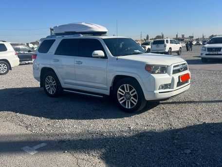 Toyota 4Runner, 2010 — photo 1