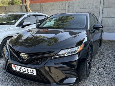 Toyota Camry, 2019 — 照片 1