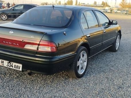 Nissan Maxima, 1996 — photo 2