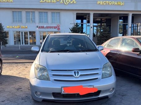 Toyota Ist, 2003 — photo 1