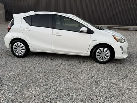 Toyota Prius c, 2016 — photo 5