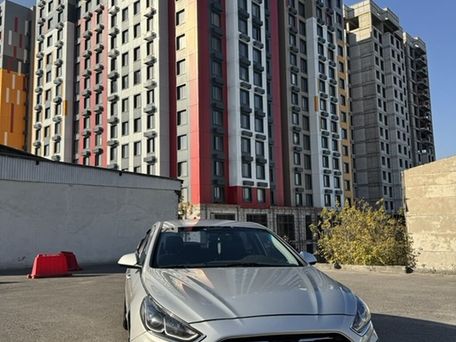 Hyundai Sonata, 2018 — photo 1