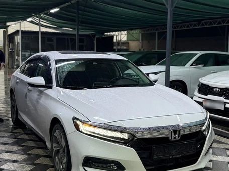 Honda Accord, 2019 — 照片 1