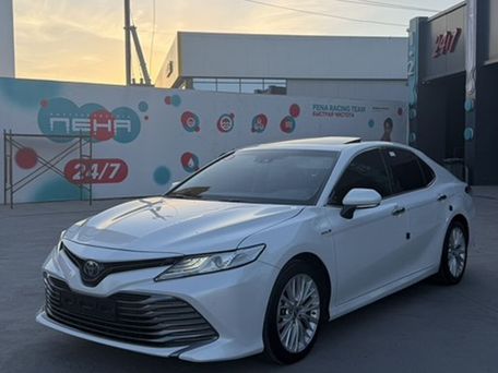 Toyota Camry, 2019 — фото 2