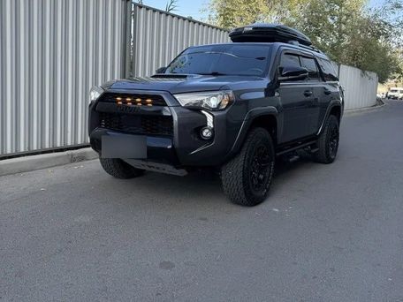 Toyota 4Runner, 2024 — фото 1