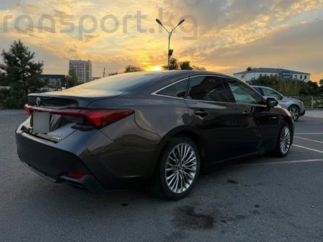 Toyota Avalon, 2018 — фото 1