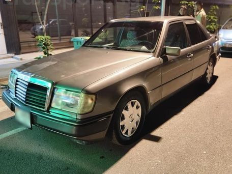 Mercedes-Benz W124, 1984 — фото 2