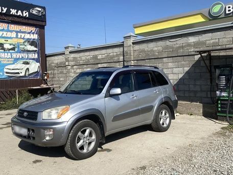 Toyota RAV4, 2001 — 照片 2
