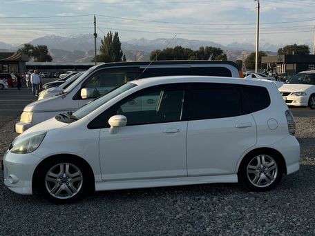 Honda Fit, 2003 — фото 3