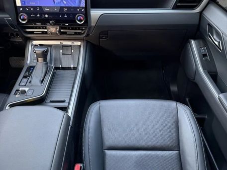 Lexus GX, 2024 — фото 10