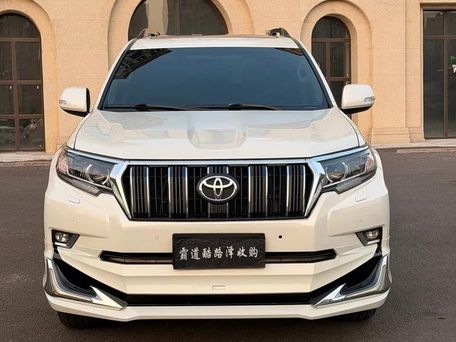 Toyota Land Cruiser Prado, 2018 — фото 1