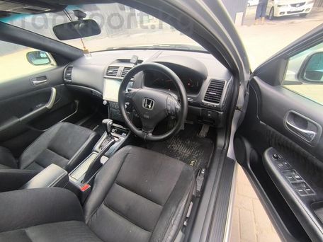 Honda Accord, 2003 — сүрөт 16