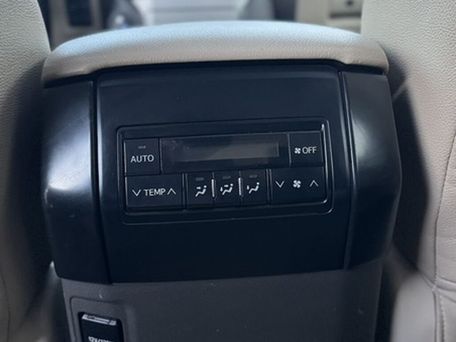 Toyota Land Cruiser Prado, 2018 — фото 9