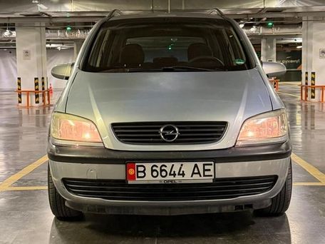 Opel Zafira, 2001 — 照片 1