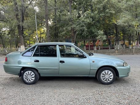 Daewoo Nexia, 2008 — 照片 3