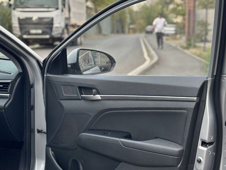 Hyundai Avante, 2019 — photo 10